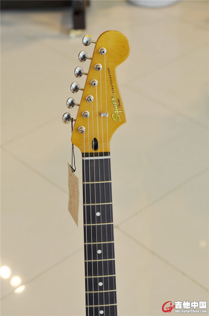 fender squier classic vibe.jpg