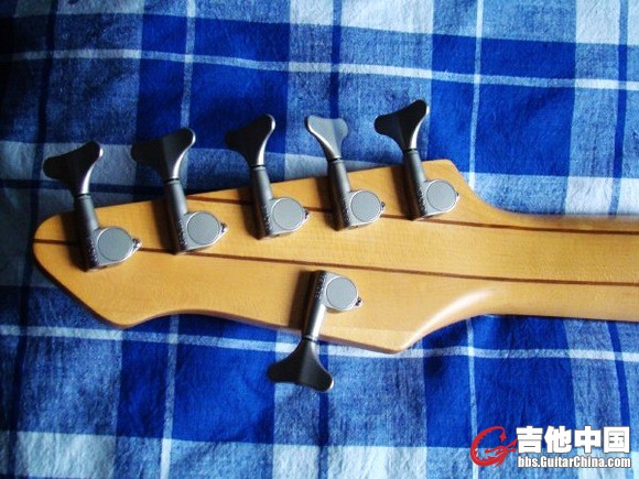 bass04.jpg