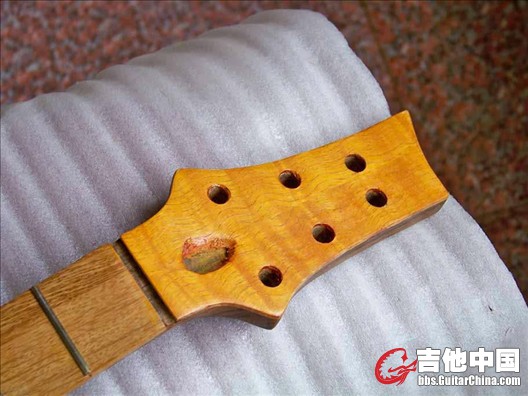 琴头比图纸“瘦”了好多。