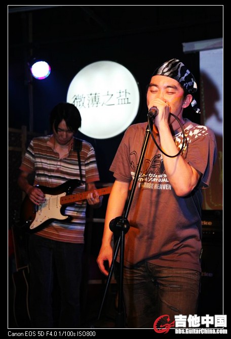 400970_469277892.jpg
