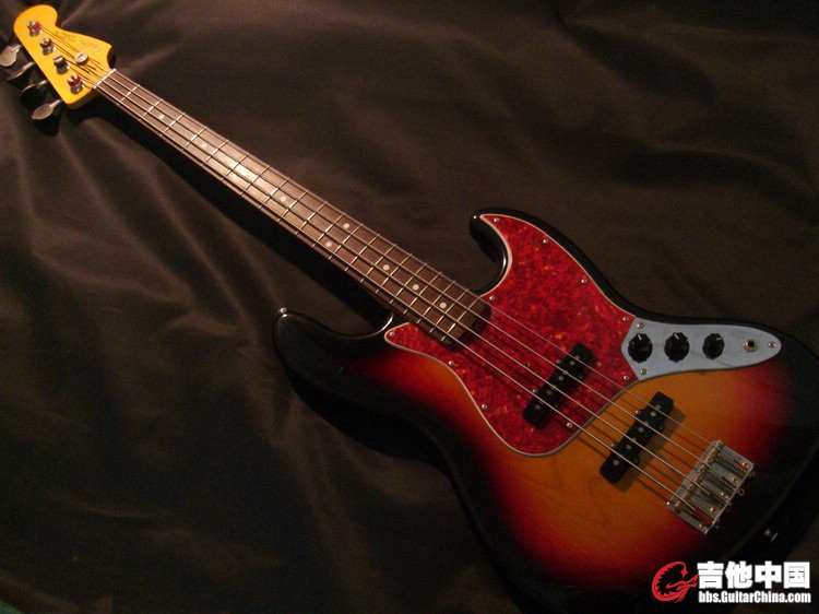 FENDER MIJ JB62US(0).jpg