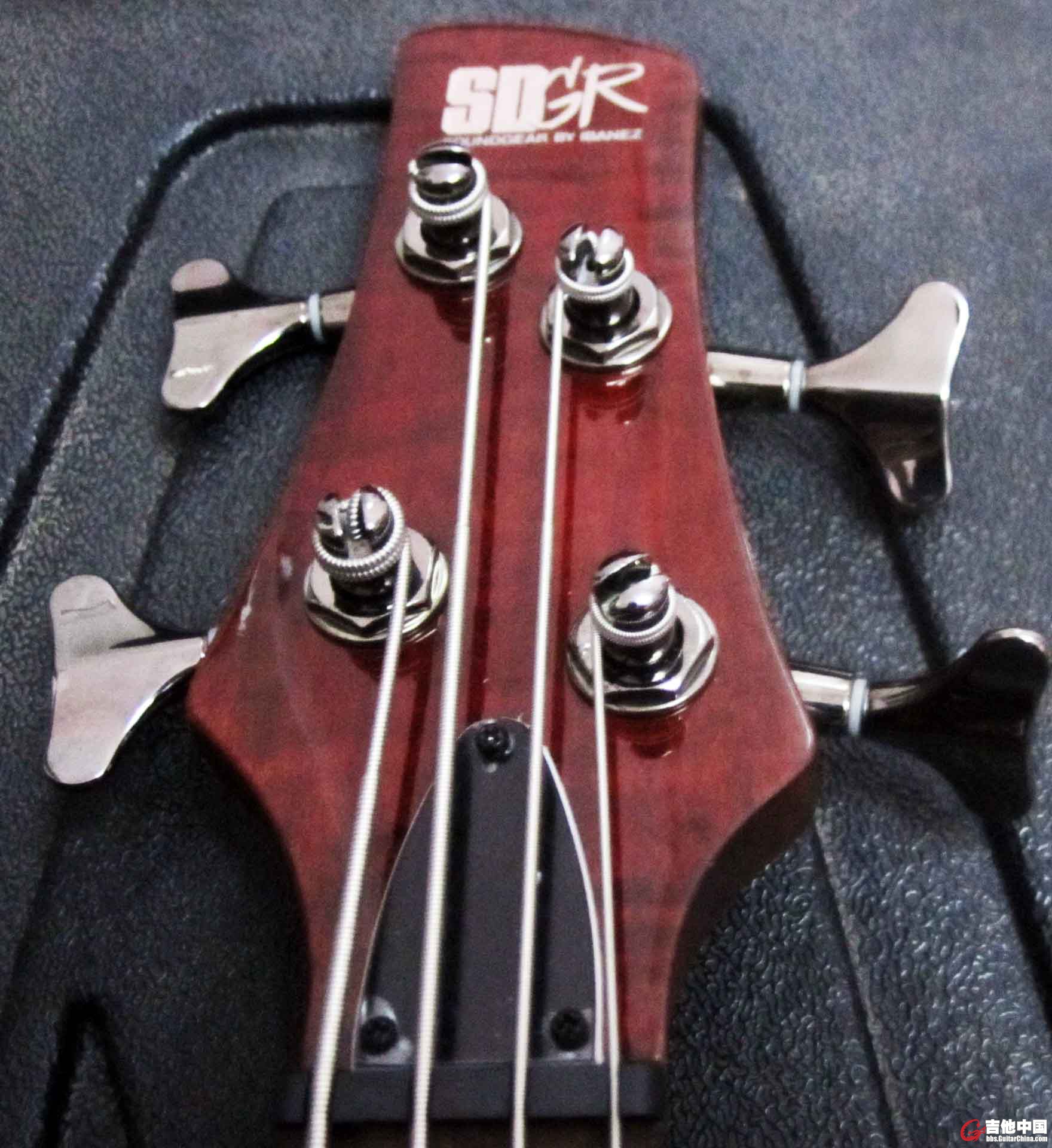 Ibanez sr700-2.jpg