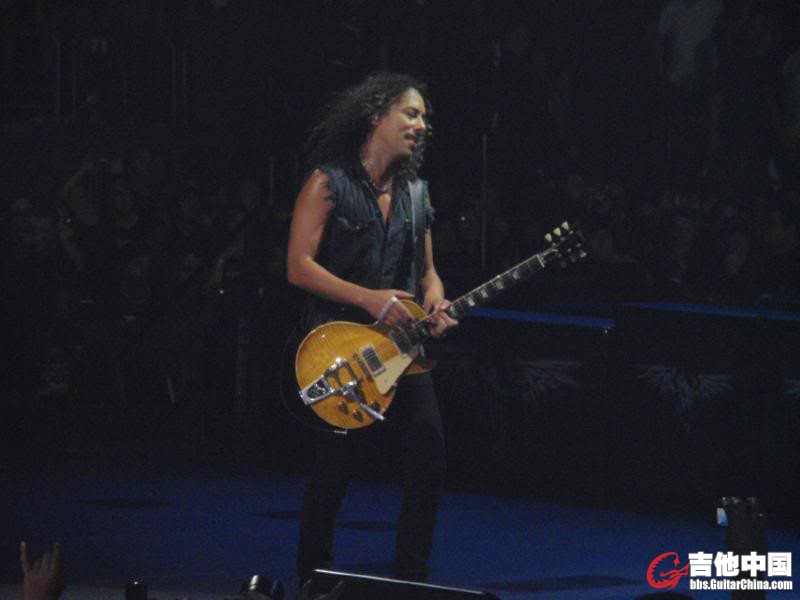 GibsonKirkHammettLesPaulwithbigsby.jpg