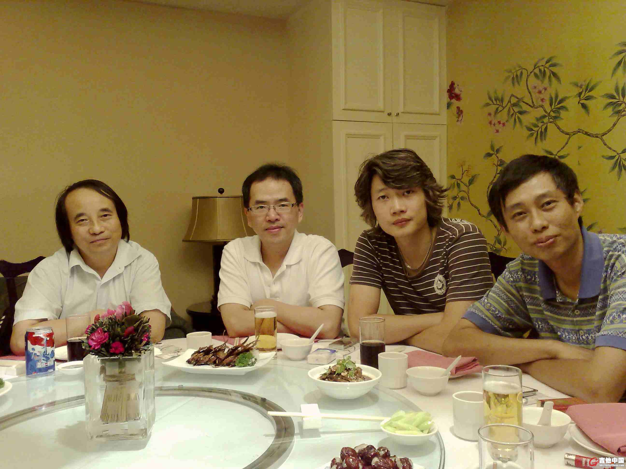 左起  闵元褆老师  叶登民教授  何顺华老师  任磊