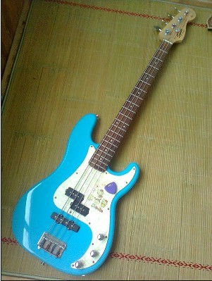 SQUIER5.jpg