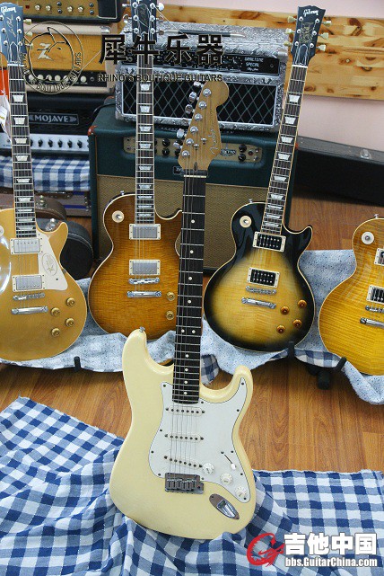 Fender7400No1mini.jpg