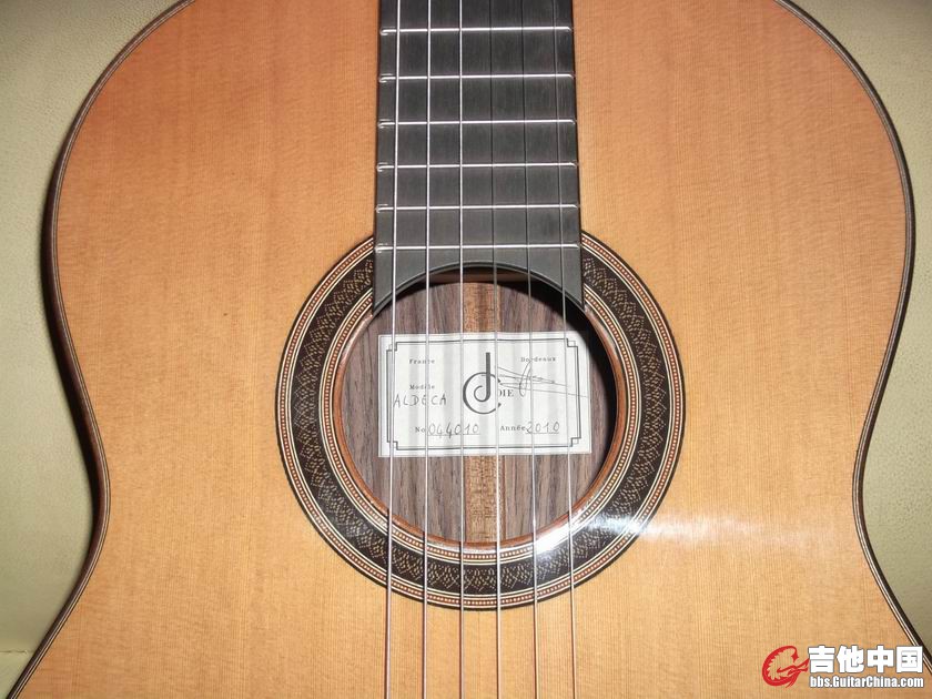 Jean Luc-Joie  Aldeca2010 Guitar 红松 016.jpg