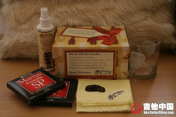 Gift-3.jpg