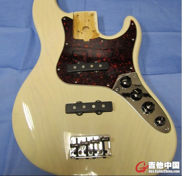 亮子图4.jpg