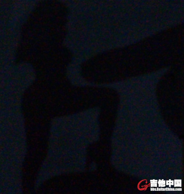 77H~LXJU3~E95QU}TM7Z_UP.jpg