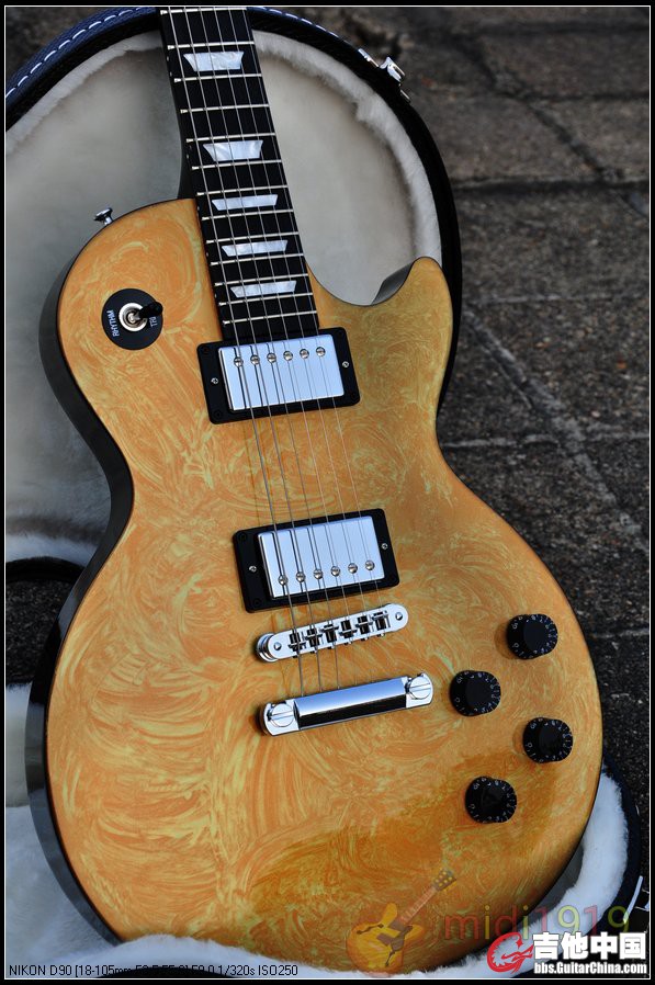 Gibson Les Paul Studio Swirl 黄'.JPG
