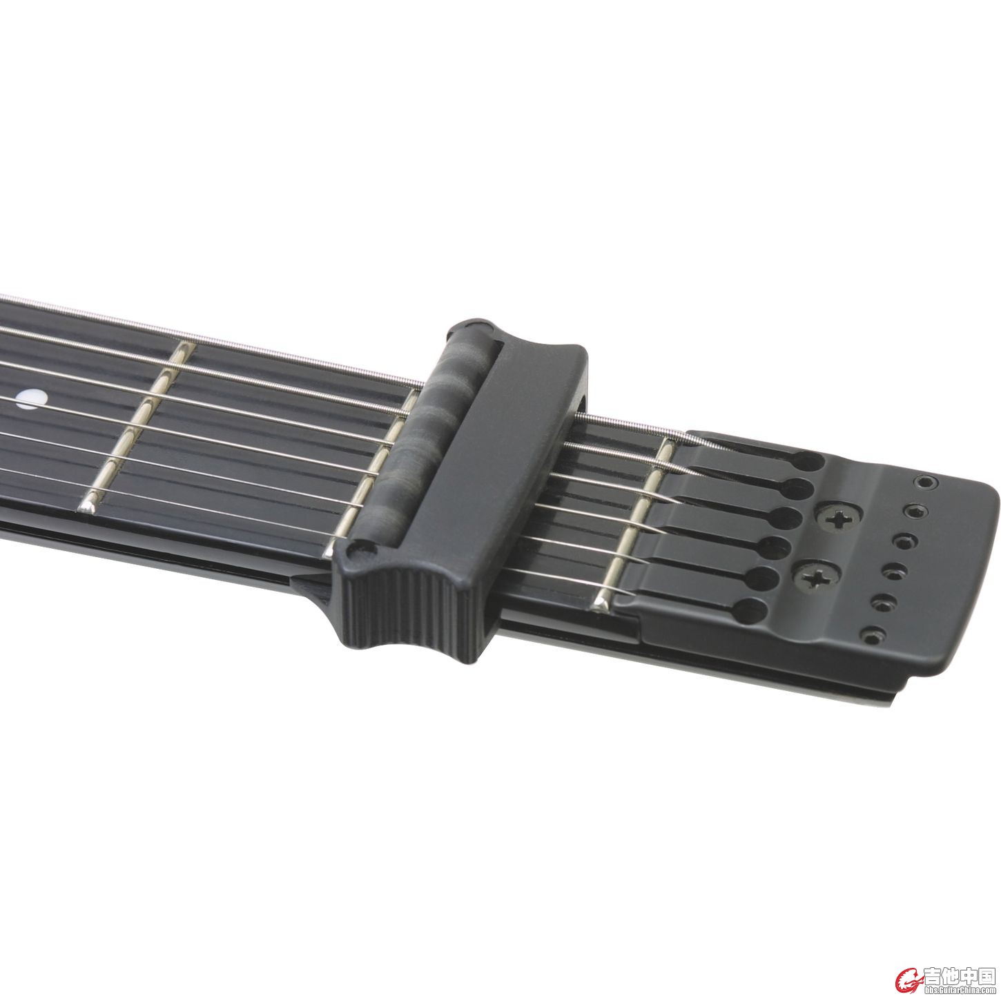 DV020_Jpg_Jumbo_519145_001_black_capo_rig.jpg