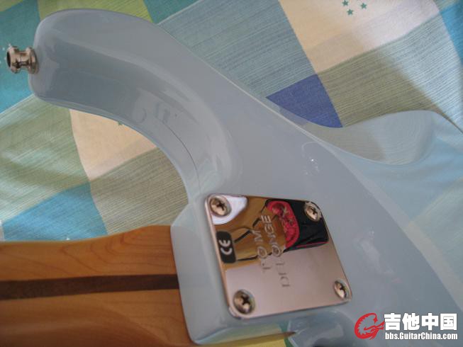FENDER.BK182 013.jpg