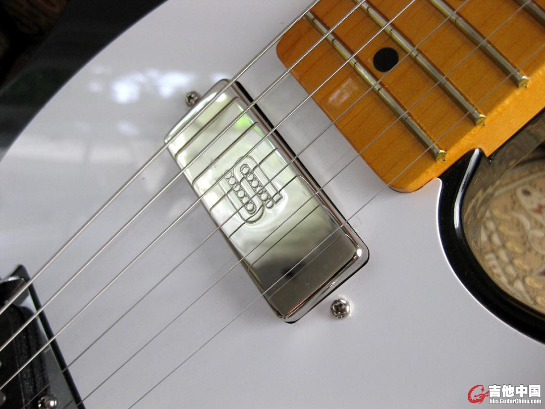 wFender52TeleHotrod-012.jpg