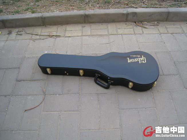 gibson r8... 001.jpg