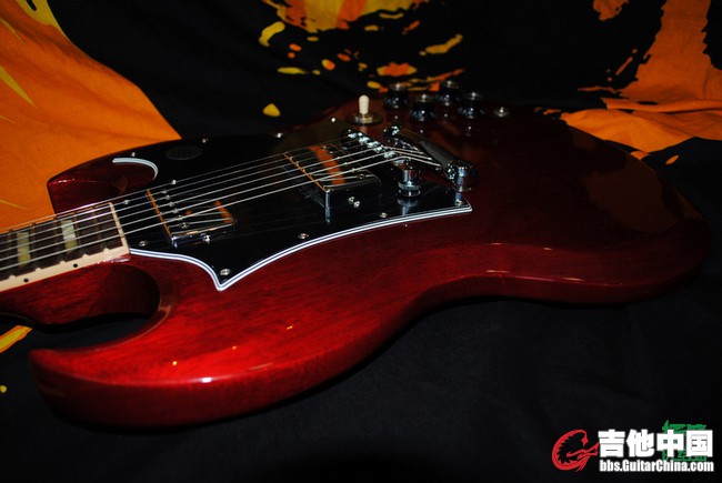 nEO_IMG_gibson (3).jpg