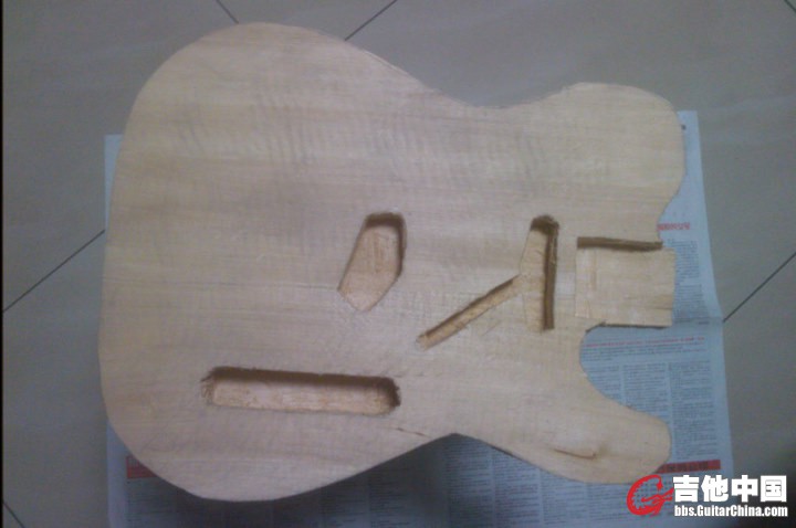 大概锯出外形，挖了槽