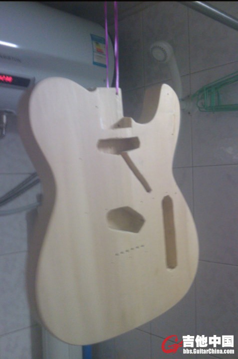 吊起来准备上漆