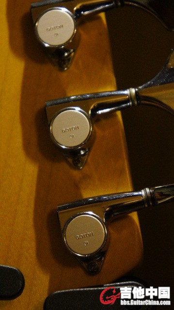 FENDER0136600H.jpg
