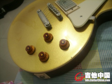 大金面被磕掉了几百块