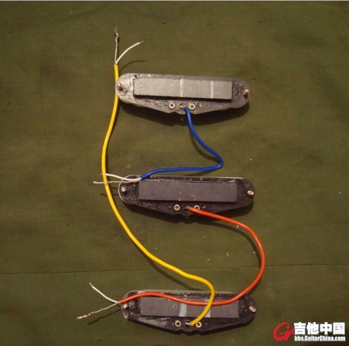 3单拾音器 反面.jpg