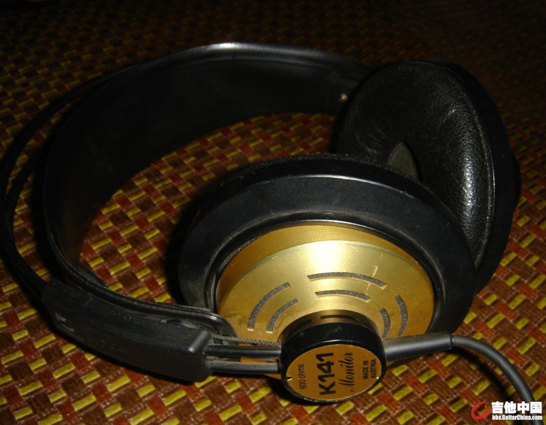 141-1.jpg