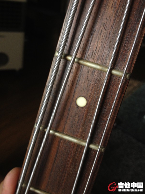 Fender Vintage '62 Jazz Bass 03.jpg