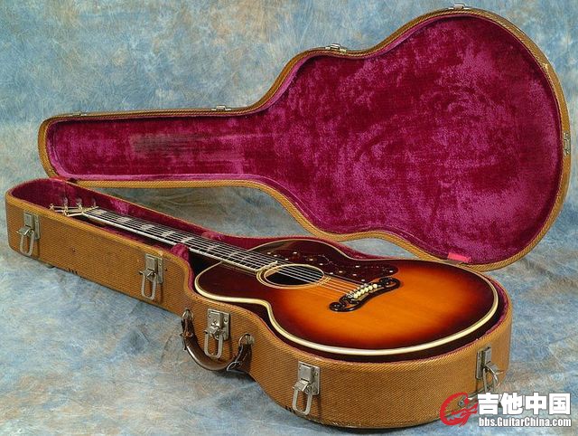 20U-12195_case-open.jpg