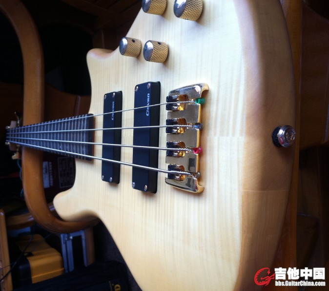 QQ截图20121006101047.jpg