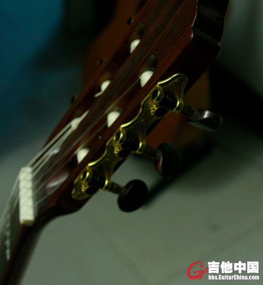 QQ截图20121122213812.jpg