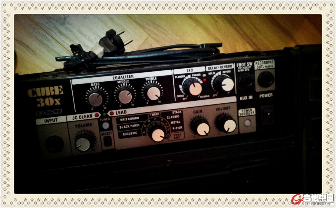 Table_roland cube 30x (2).jpg