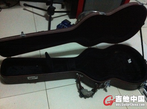 QQ截图20121203202935.jpg