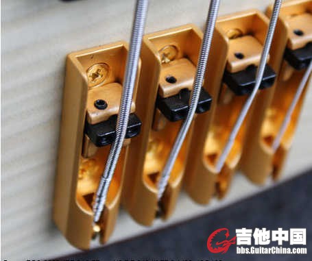 QQ截图20121208214316_副本.jpg
