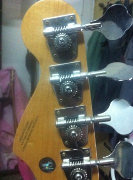 QQ截图20121230214343.jpg