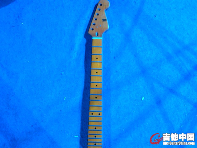 琴颈100元