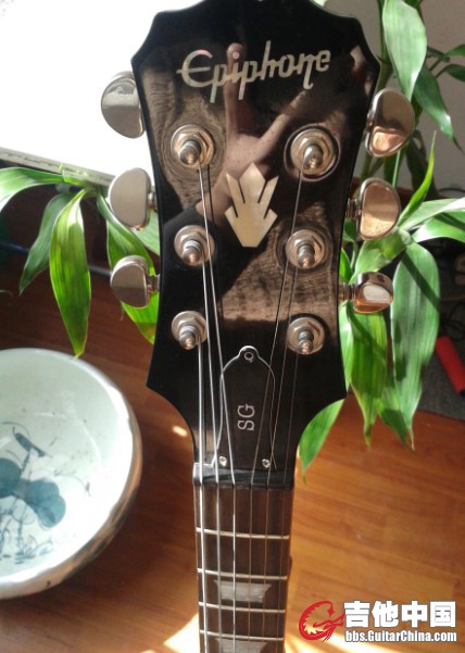 QQ截图20130225183452.jpg