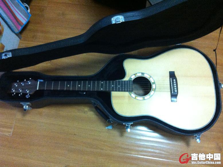 Guitar1.JPG