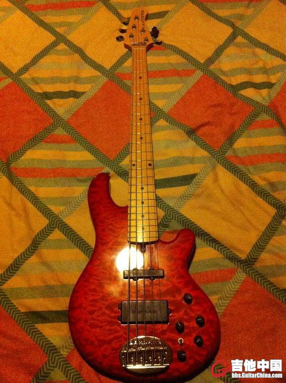 lakland 3.JPG