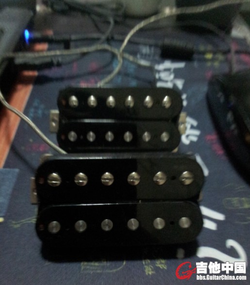 Gibson 496R 500T.jpg