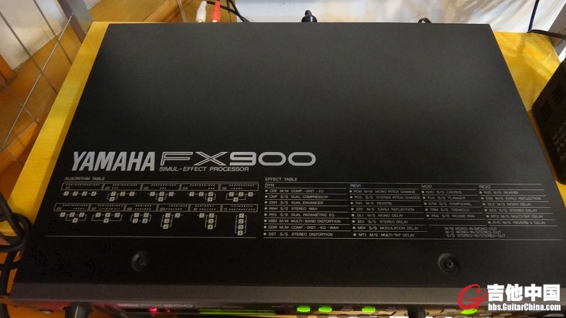YAMAHA 900.jpg