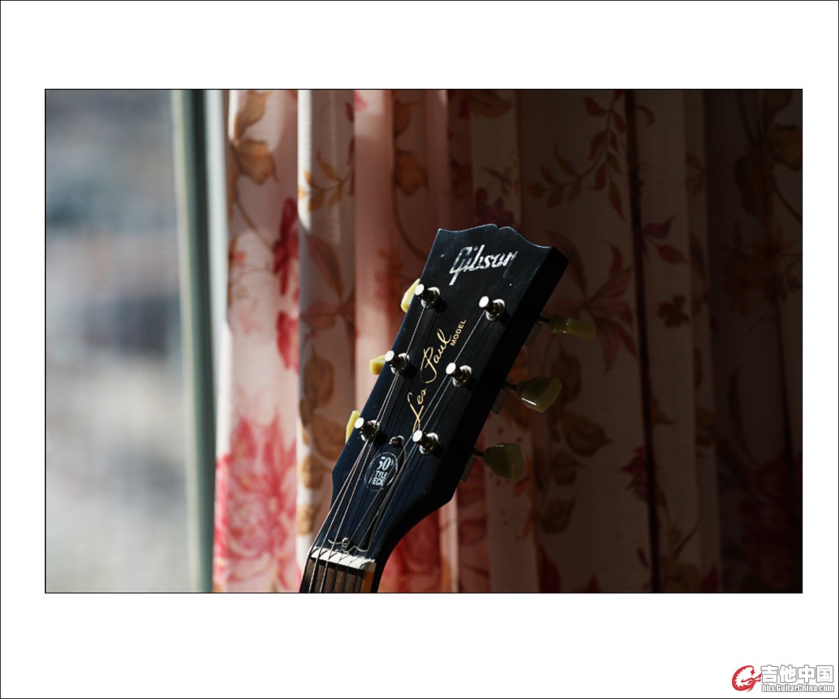 Gibson-Lespaul-Std-1.jpg