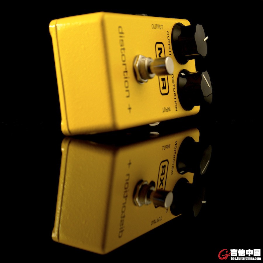 MXR_Distortion_+_M104_orig_1288.jpg
