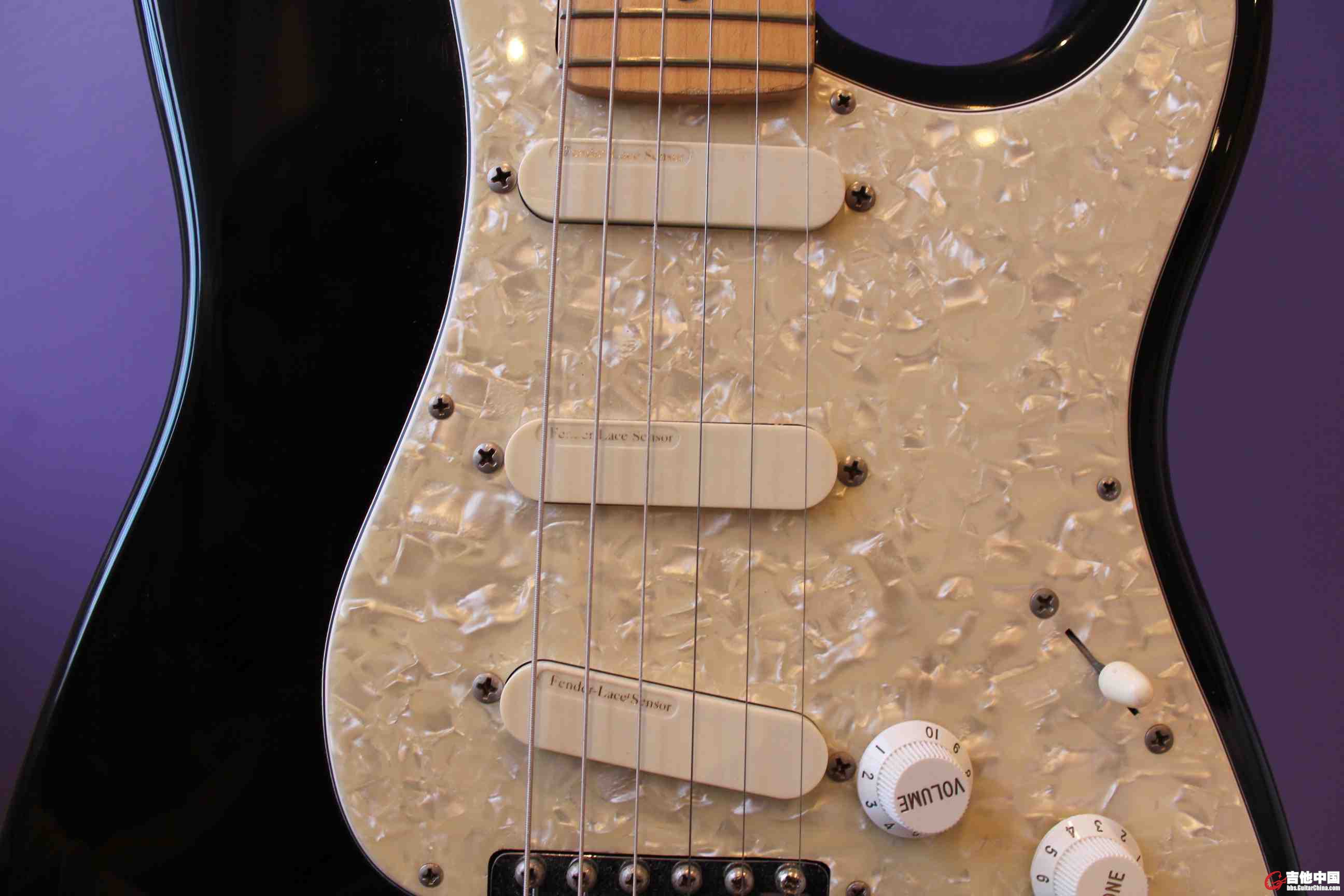 fender-eric-clapton-stratocaster-black-347276.jpg