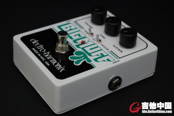 ELECTROHARMONIX BIG MUFF WITH.jpg