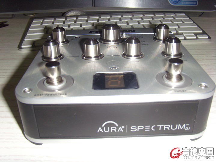 SI850006.JPG