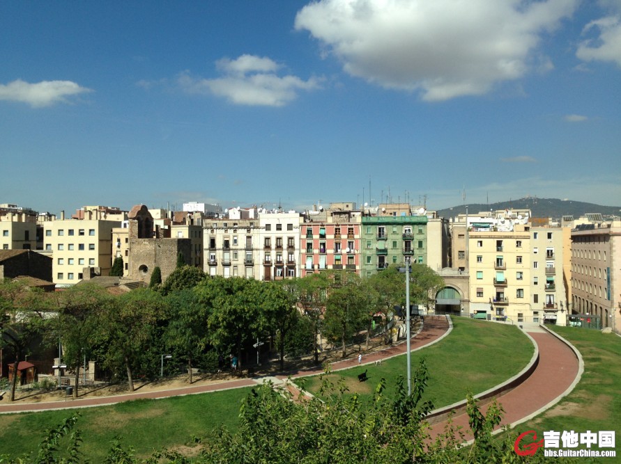 学院外面的风景