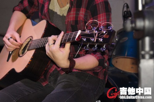 李吉他S30E.jpg