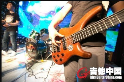 QQ图片20131126141031.jpg