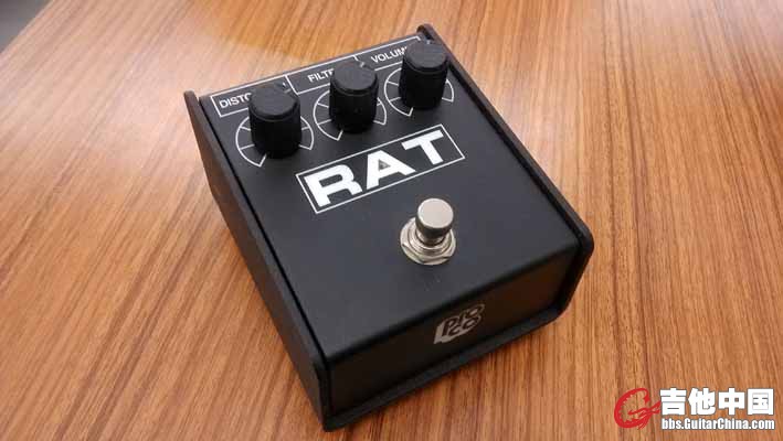 proco rat2老鼠：600  经典的音色 失真音色的标杆之一 非常好的口碑 要不是为了更新设备 还真有点不舍得 用 ...