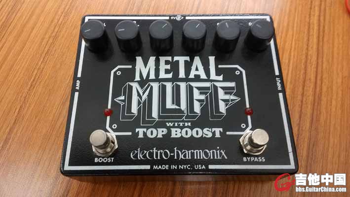 EH Metal Muff ：550  喜爱金属的朋友都知道  东西很新 买来用过不到三次 从来没用脚踩过  说明书 盒子都在 ...